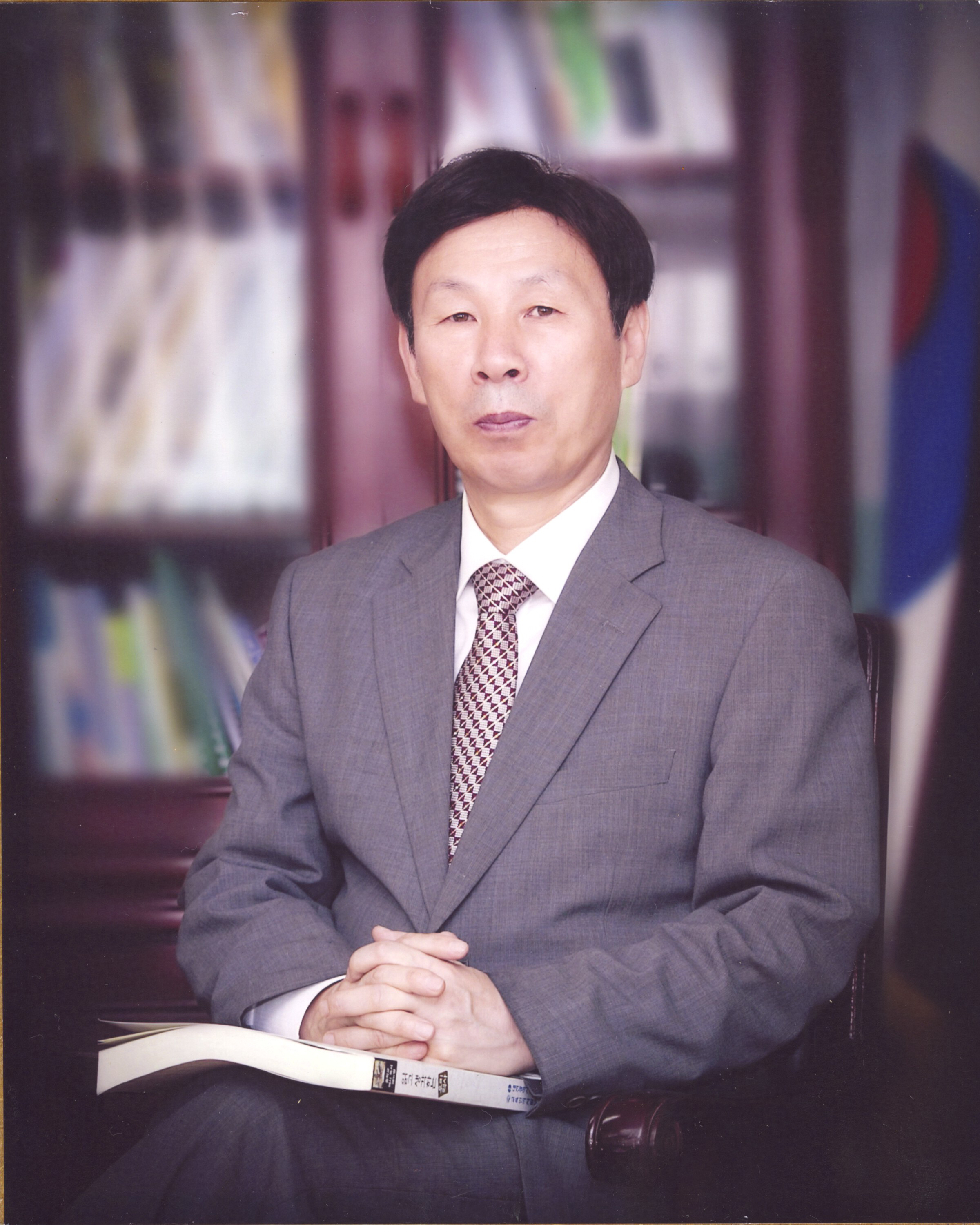 7대 교장선생님 사진